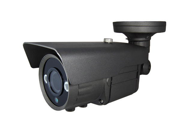 ESBR-1500/2,8-12 kamera analogowa, 2.8-12mm, IR 70m, 12v. 1/3